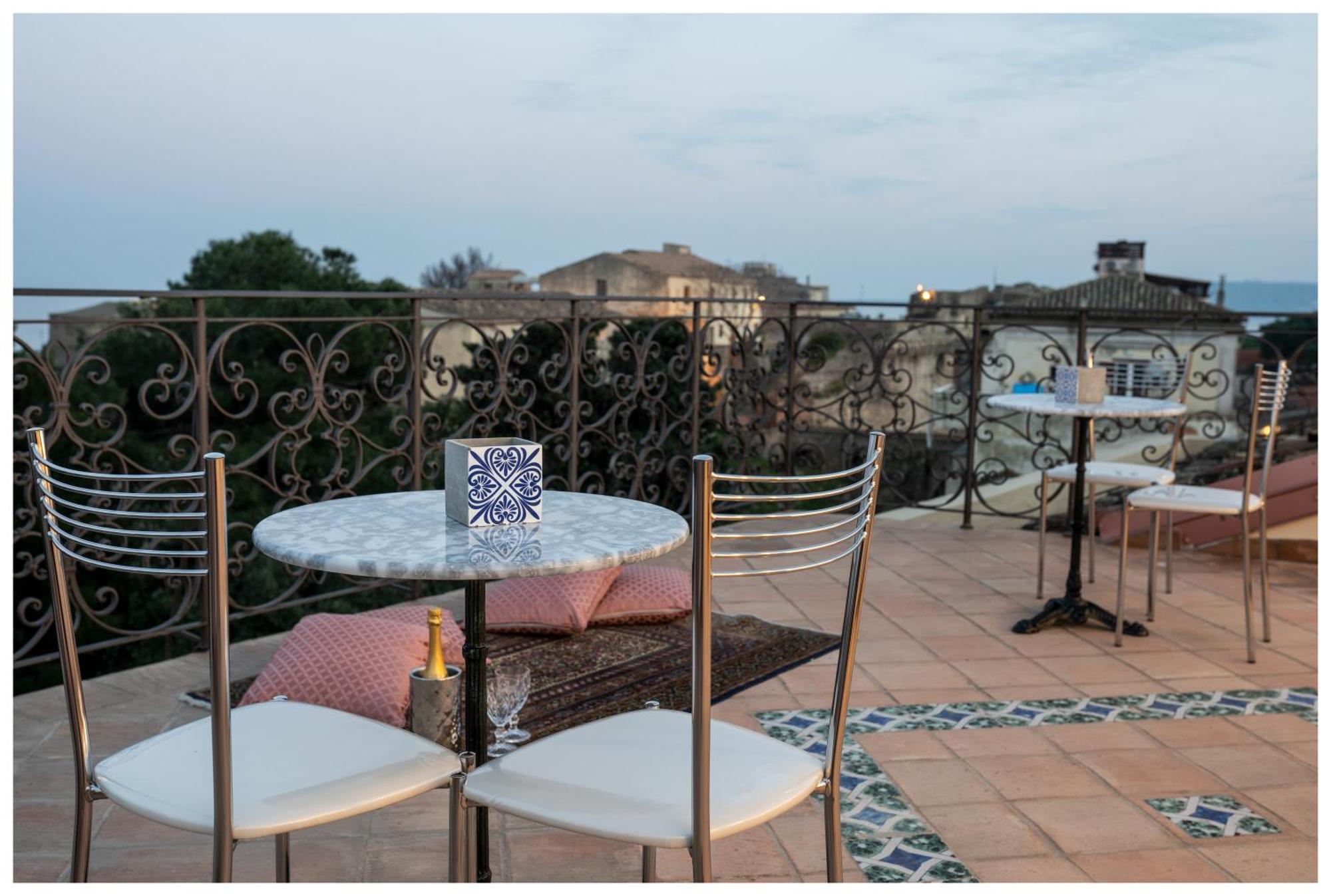 Boutique - Lodge & Suites Crotone Exterior foto