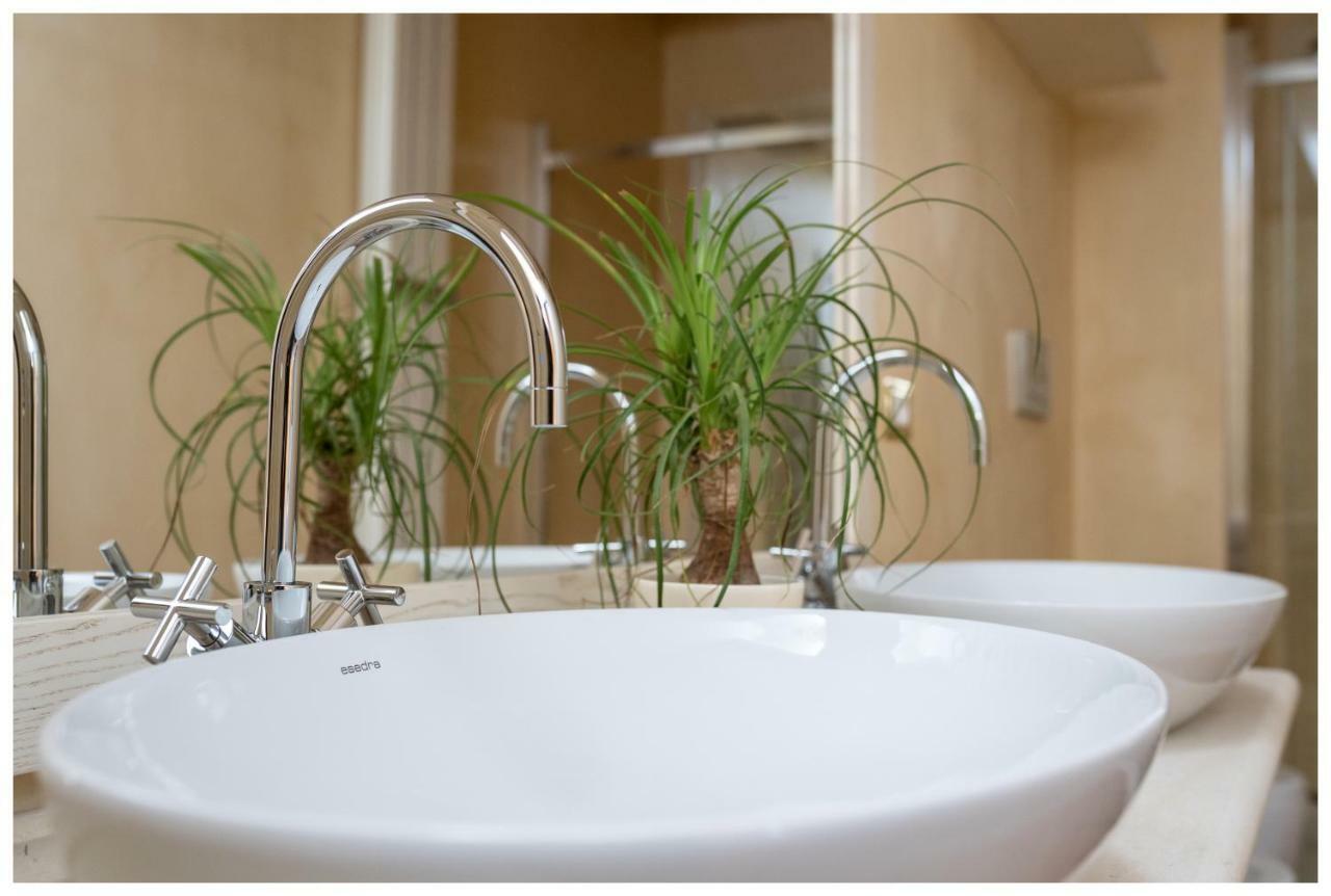 Boutique - Lodge & Suites Crotone Exterior foto